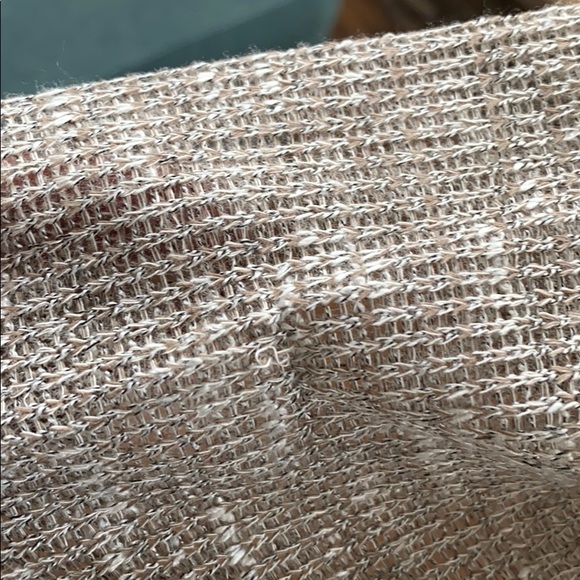 Women’s top - Picture 3 of 4